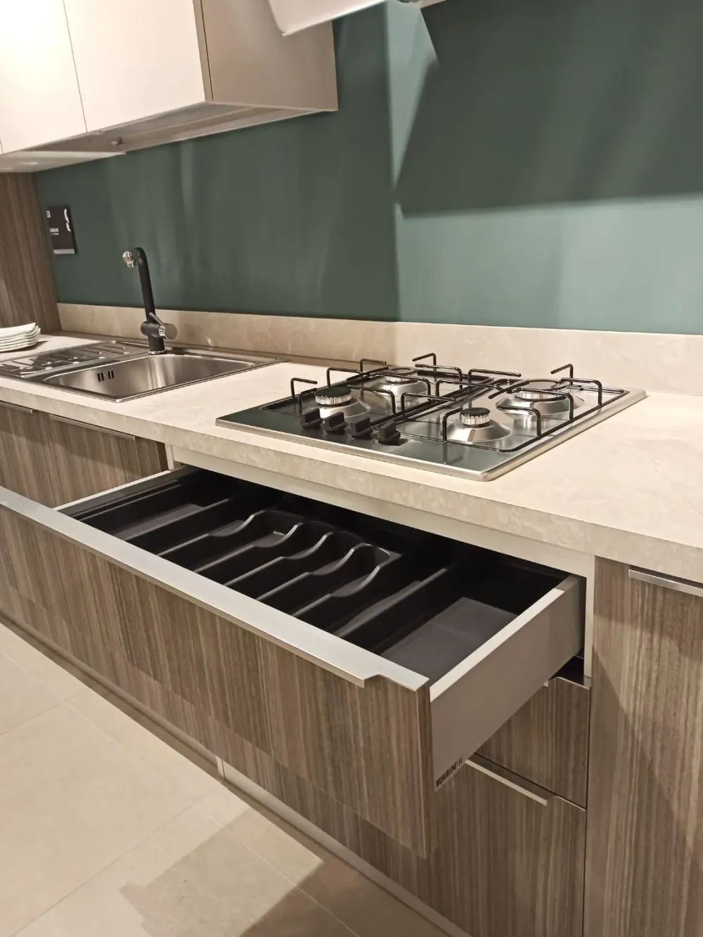 Cucina moderna lineare altri colori in laminato opaco Urban^Scavolini Discount
