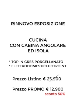 Artigianale Cucina Shabby chic ad angolo a Roma, grigio provenzale, sconto 50%.- Cucine Ad Angolo
