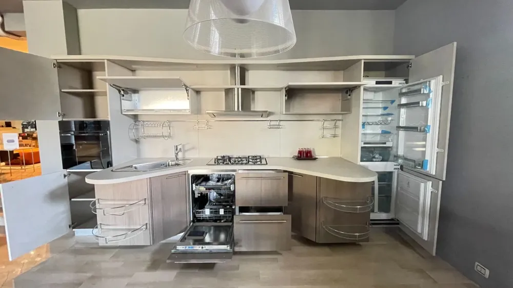 Cucina Skyline moderna grigia lineare scontata 53%^Snaidero New