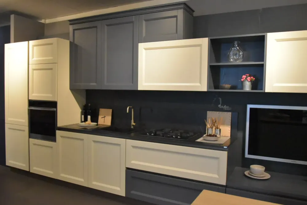 Stosa CUCINA Beverly PREZZO OUTLET scontata 50%- Cucine Lineari