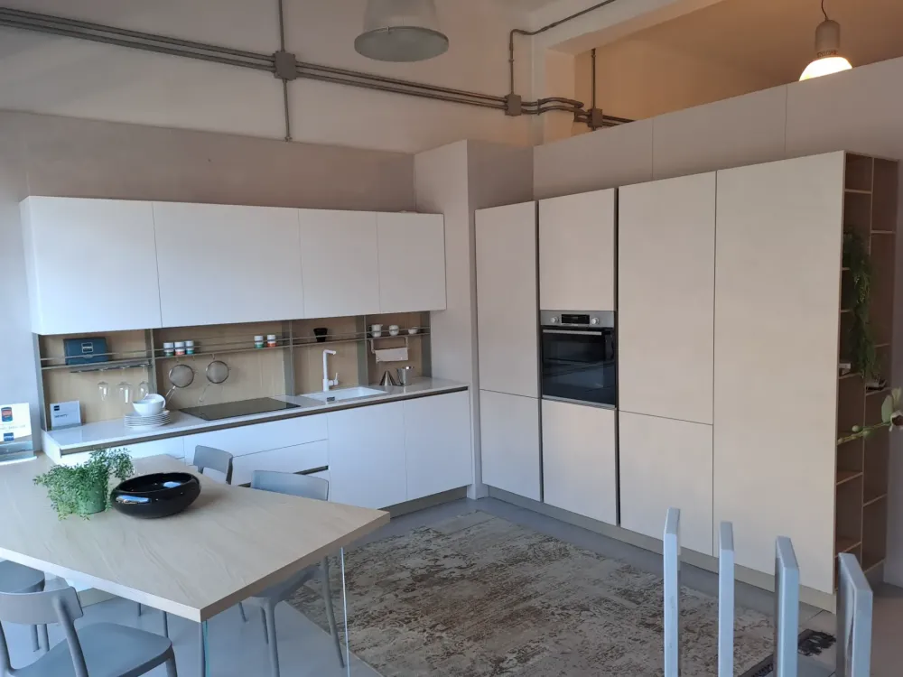 Discount Cucina moderna ad angolo bianca in laminato materico Infinity Cucine Ad Angolo|Cucine Moderne