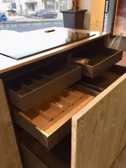 Cucina design ad isola altri colori in legno Line c - abete vecchio massello silver^Zampieri Cucine Best