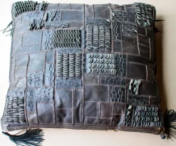 Best Cuscini divano Cuscino pelle quadrato con frappe e patchwork in Cotone di a prezzi davvero convenienti Biancheria Per La Casa