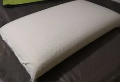 Sogno Veneto Cuscini letto in Sintetico modello Classic memory a prezzo Outlet- Biancheria Per La Casa