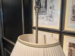 Da tavolo Lampada classica  stile Classica a prezzi convenienti^Collezione esclusiva Hot