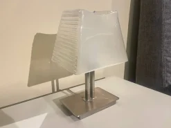 Sale Da tavolo in altro Kmilla piccola in Offerta Outlet Lampade Da Tavolo