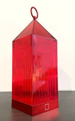 Kartell Da tavolo in plastica Lantern a prezzo Outlet- Lampade Da Tavolo