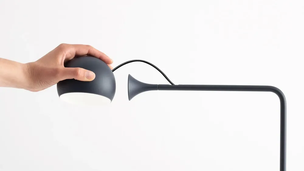 Da tavolo Ixa a prezzo Outlet^Artemide Discount