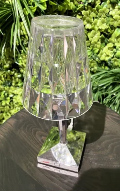 Kartell Da tavolo Battery metal stile Design a prezzi outlet- Lampade Da Tavolo