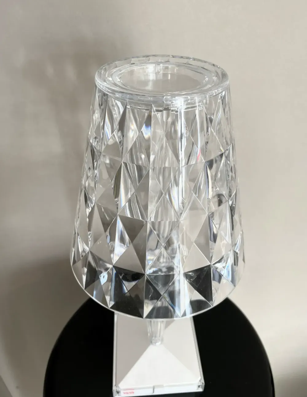 Da tavolo Big battery stile Design a prezzi convenienti^Kartell Discount