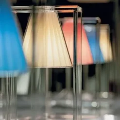 Kartell Da tavolo Light air Altri colori a prezzi outlet- Lampade Da Tavolo