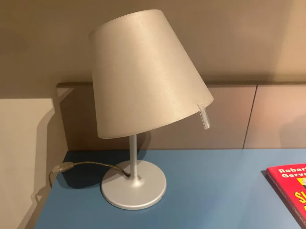 Artemide Da tavolo Melampo in Offerta Outlet- Lampade Da Tavolo