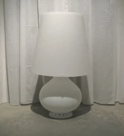 Da tavolo stile Moderna Art. 1853 a prezzi outlet^Fontana Arte Clearance