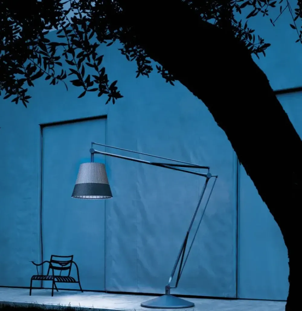 Flos Da terra Superarchimoon stile Moderna a prezzi outlet- Lampade Da Terra