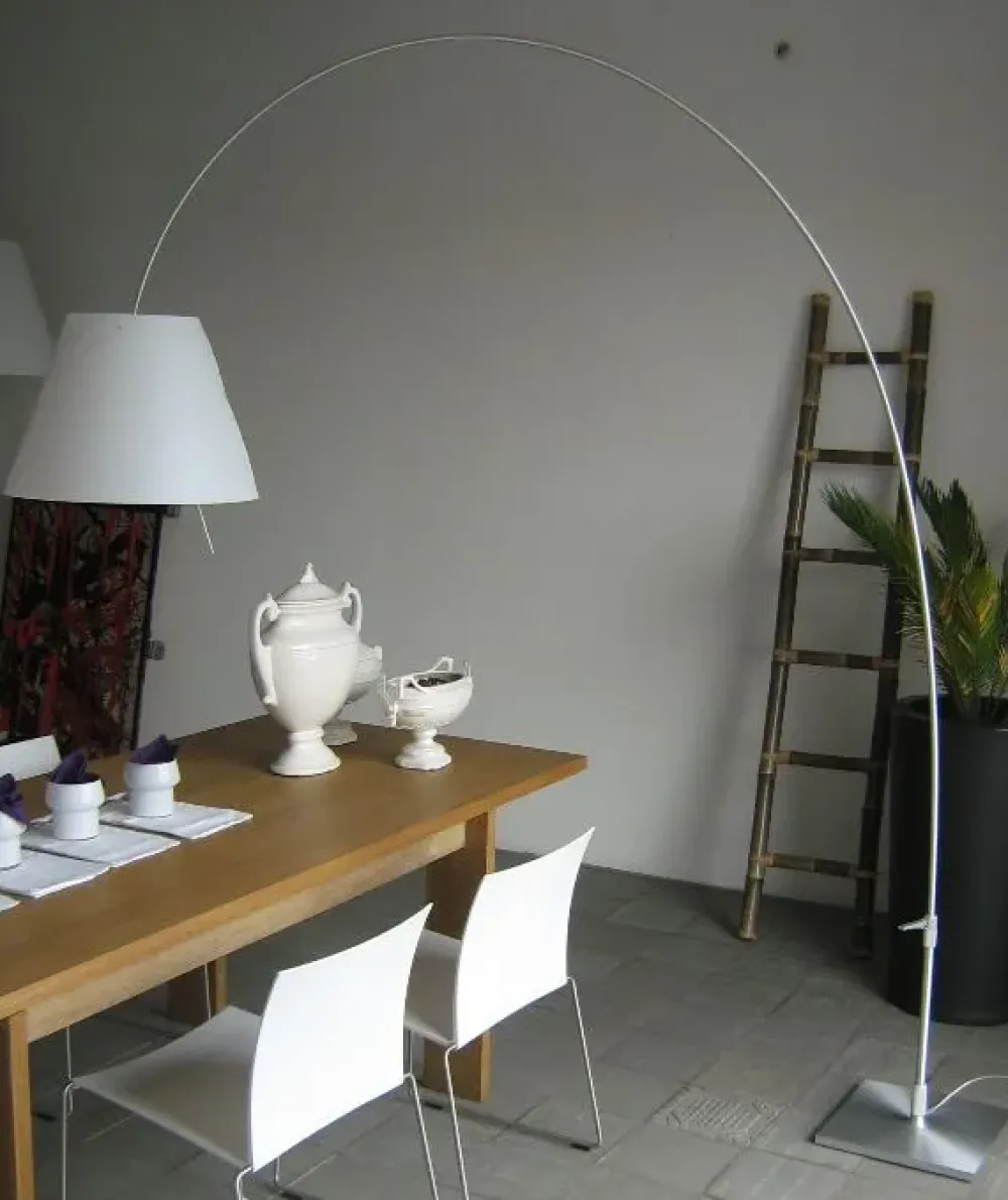 Outlet Da terra in metallo Costanza lady lampada da terra in Offerta Outlet Lampade Da Terra