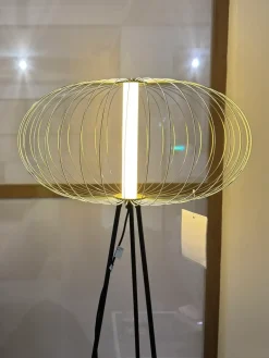 Stones Da terra in metallo Mizar a prezzo Outlet- Lampade Da Terra