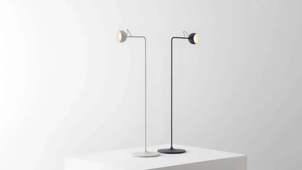 Artemide Da terra Ixa in Offerta Outlet- Lampade Da Terra