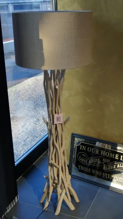 Da terra stile Etnico Lampada a piantana drift wood in saldo^Ideal Lux Clearance