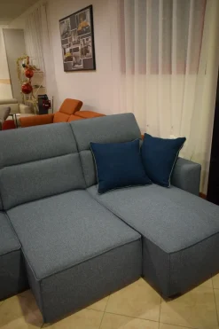 Collezione esclusiva Divani letto con penisola modello Hill di in offerta- Divani