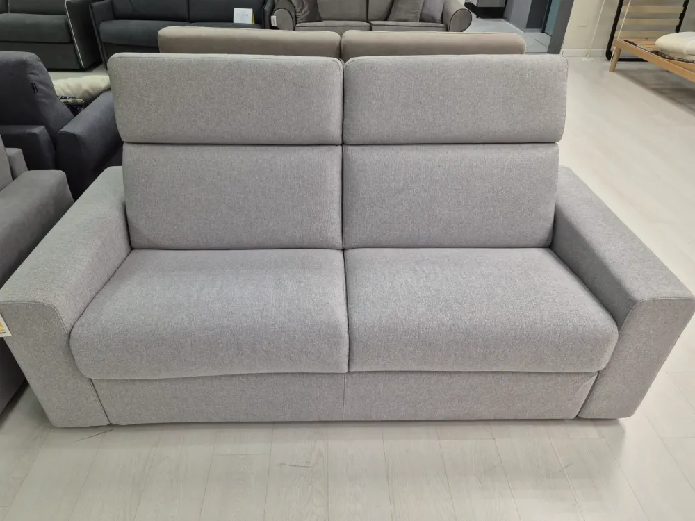 Online Divano 208 in Tessuto non sfoderabile di scontato 30% Divani Letto|Divani