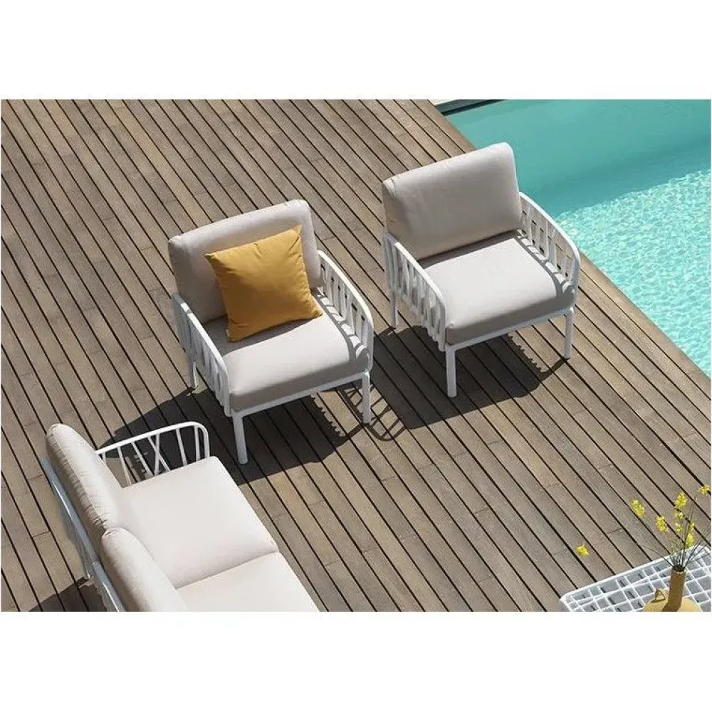 Divano 2 posti Komodo a prezzi vantaggiosi sull'eCommerce!^Nardi