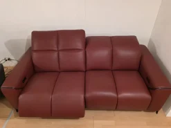 Artigianale Divano 2 posti reclinabile in pelle bordeaux in OFFERTA - 50%- Divani