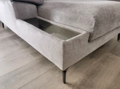 Outlet Divano a 4 posti modello All-in di a prezzo riservato Divani