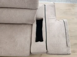 Outlet Divano a 4 posti modello All-in di a prezzo riservato Divani