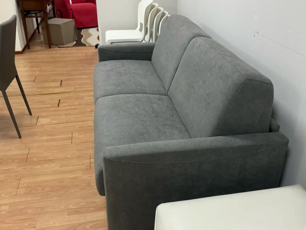 Vitarelax Divano Ambrogio a PREZZO OUTLET scontato del 24%- Divani Letto|Divani