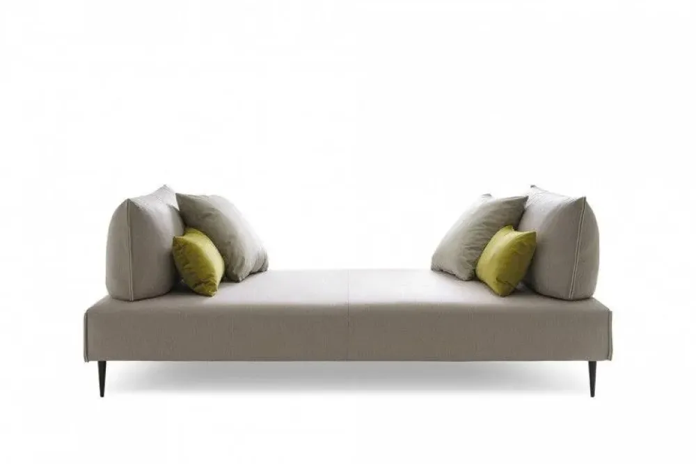 Outlet Divano angolare Bacio a prezzo scontato Divani