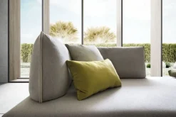 Outlet Divano angolare Bacio a prezzo scontato Divani