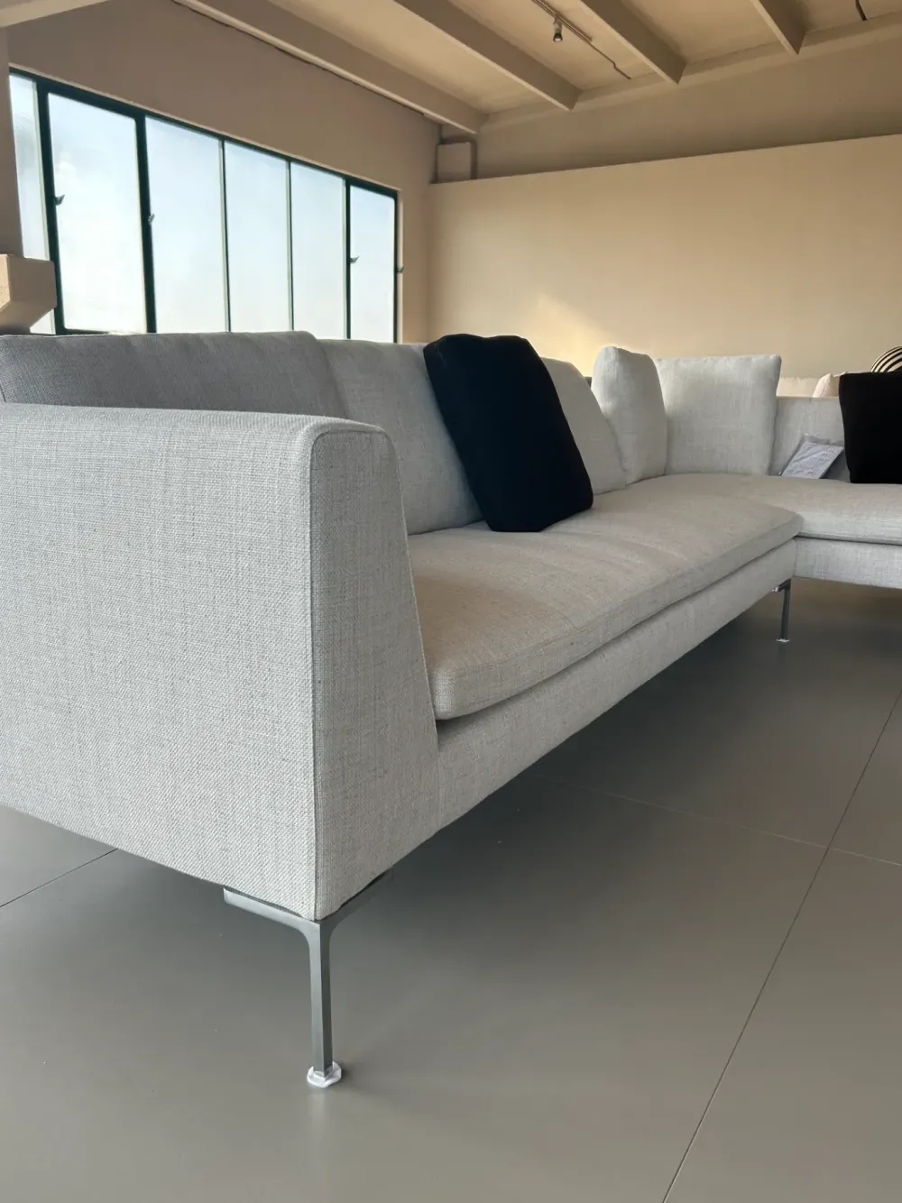 Divano Angolare Charles di a prezzo ribassato^B&B Italia Hot