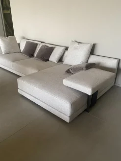 New Divano angolare modello Bristol di a prezzi outlet Divani