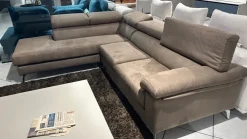 Clearance Divano Angolare modello Tucson di a prezzi convenienti Divani