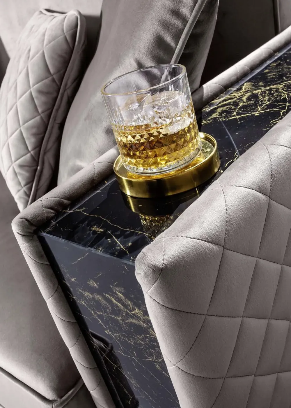 Artigianale Divano angolare tessuto in poliuretano a prezzo Outlet- Divani