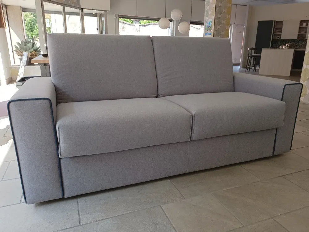 Divano Brian in Tessuto sfoderabile di scontato 12%^Family Bedding Sale