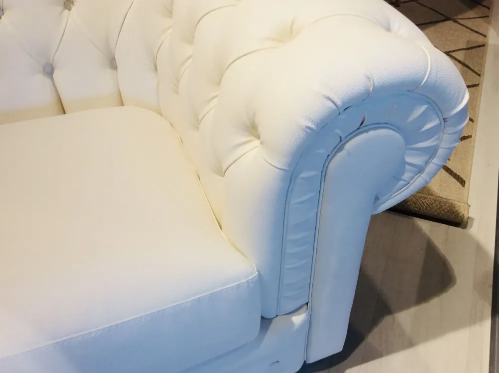 Online Divano Chester bianco OFFERTA OUTLET Divani