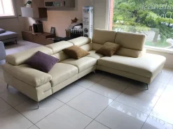 Hot Divano con penisola Cream a prezzi outlet Divani