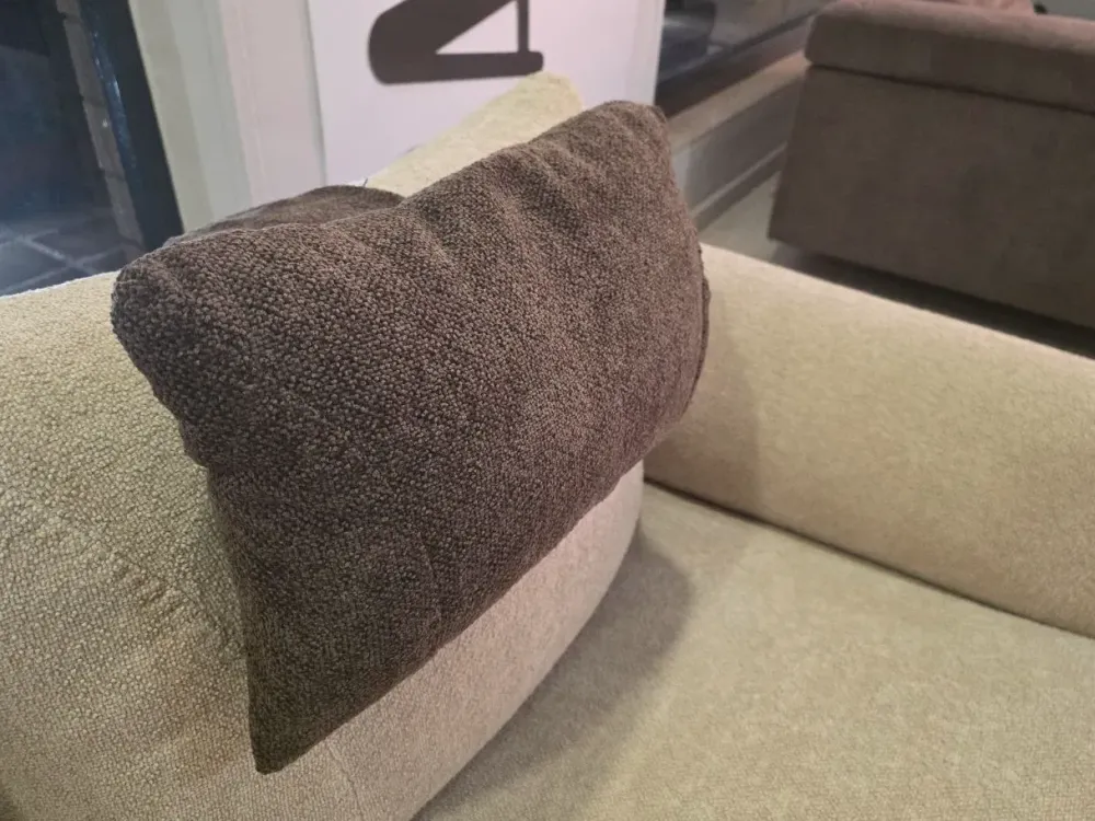 Calia Divano Con penisola Divano dragees spedibile a 3450 Euro- Divani