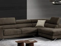 Excò Divano Con penisola Divano mod.harry con sedute estraibili scontato del 50% ad un prezzo vantaggioso- Divani