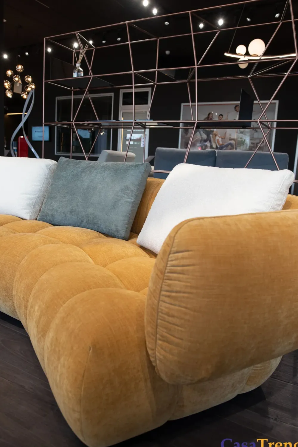 Franco Ferri Divano con penisola Abbracci PREZZI OUTLET sconto 38%- Divani