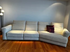 Max Divani Divano con penisola in Tessuto a prezzo scontato- Divani