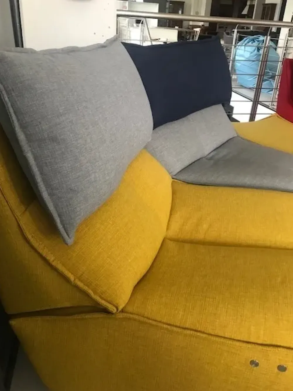 Calia Divano con penisola in Tessuto Hip hop- Divani