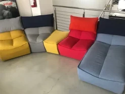 Calia Divano con penisola in Tessuto Hip hop- Divani