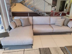 Divano con penisola Krisby in OFFERTA - 35%^Ditre Italia Online