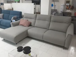 Divano Con penisola Madrid in Offerta Outlet a 3380€^Rosini Discount