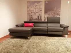 Divano con penisola Modello como in Offerta Outlet^Tancredi Sale