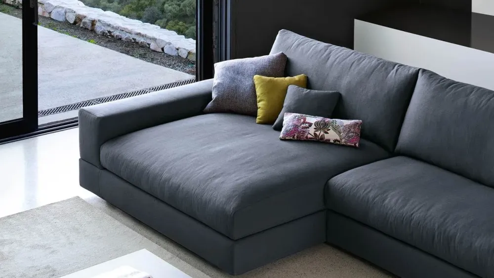 Divano Con penisola modello Vision di con forte sconto^Doimo Salotti Clearance