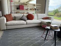 Outlet Divano Con penisola modello Urban 2 di con forte sconto Divani