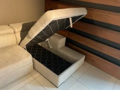 Hot Divano con penisola modello Twister di con forte sconto Divani